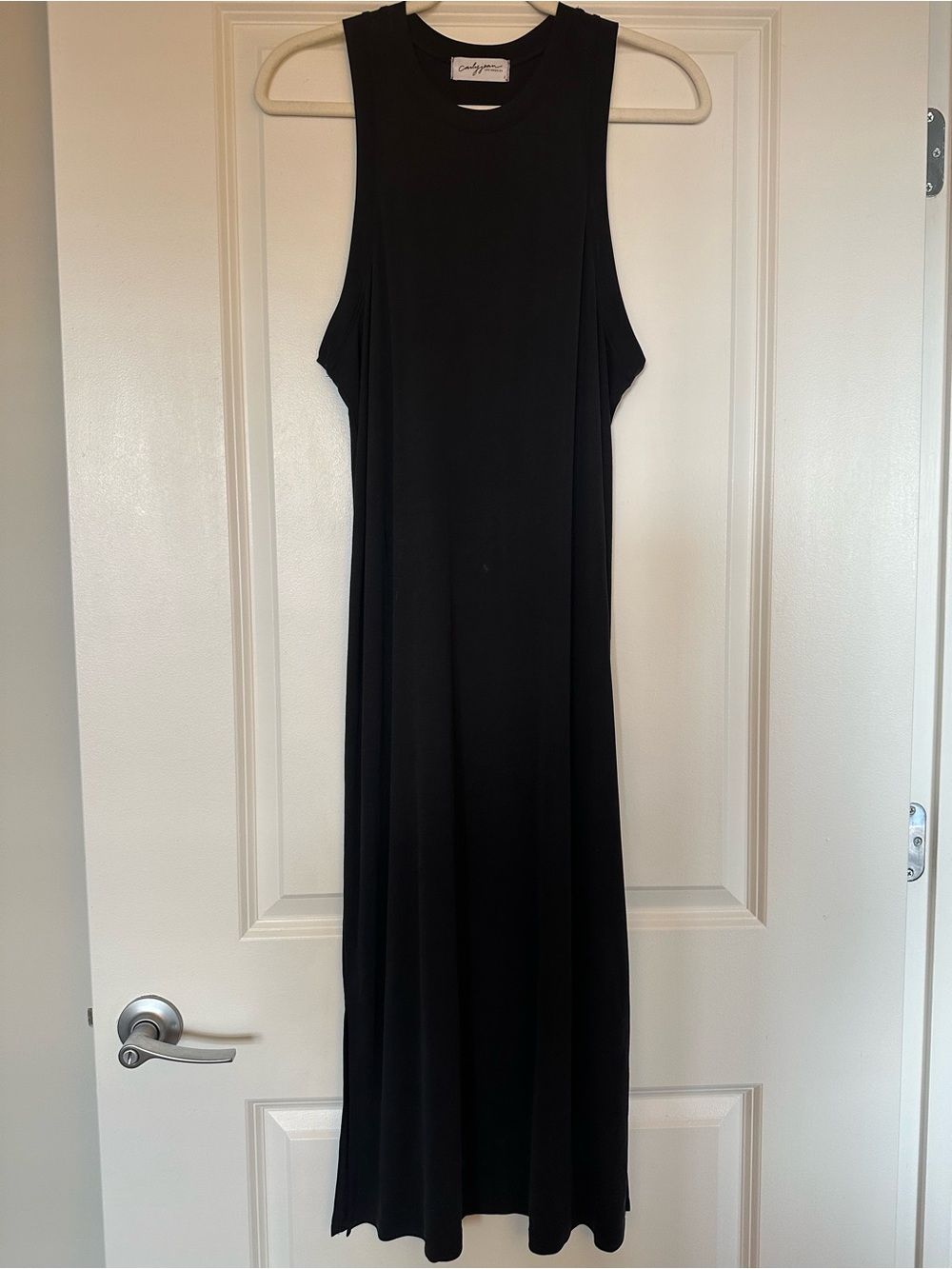 Carly Jean Los Angeles Black Sleeveless Midi Dress